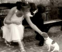 Fotografia degli sposi alla location di matrimonio