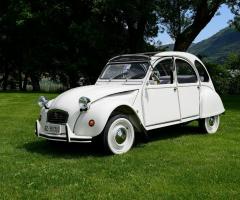Carrozzeria Autodelta - Autonoleggio Citroen 2cv a Dro