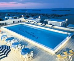 La piscina de il Nautilus