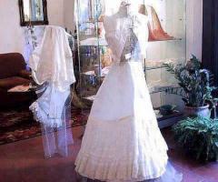 Atelier Il Bagatto - Galleria d'abiti da sposa e da cerimonia d'epoca
