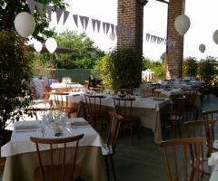 Melemangio - Il portico del ristorante