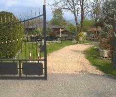 Ristorante Laghetto delle Valli - Il cancello di ingresso del giardino