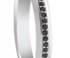 Fede in oro bianco con diamanti neri