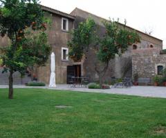 Esterno con giardino del ristorante per ricevimento di matrimonio Mosto Muto