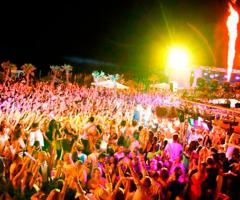 Addio al celibato in discoteca