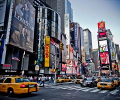 Time Square - New York - Madame Voyage