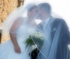 Studio TPH - Il bacio degli sposi