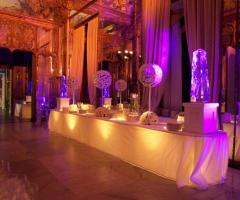 Allestimento tavolo per gli antipasti