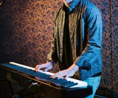 Violinista e pianista Fede - La musica per il matrimonio a Milano