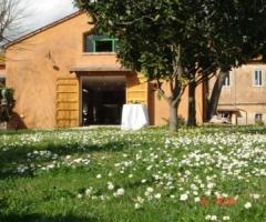 Particolare del Casale Sant\'Andrea per il matrimonio