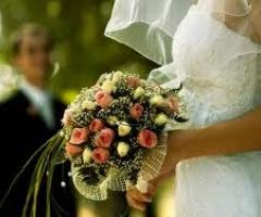 Il bouquet della sposa con roselline bianche e rosa