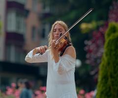 Roby Lay violinista soprano organista - Musica per il matrimonio