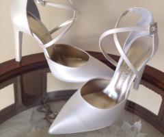 Donnamaria Romano calzature - La scarpa da sposa con intreccio
