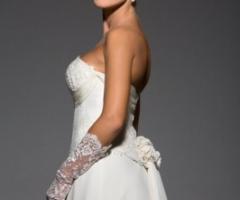 Particolare del vestito da sposa Margherita