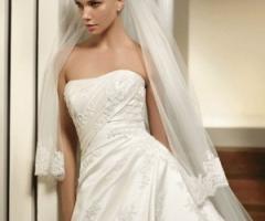 Splendore Atelier - Abito da sposa senza maniche con velo lungo