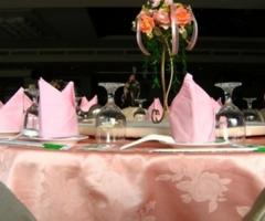 Allestimento in rosa per il matrimonio