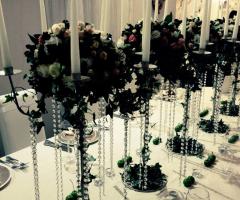 Un dettaglio  della tavolata matrimoniale al Casino di Caccia