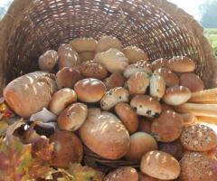 Cestino di pane per il ricevimento di nozze