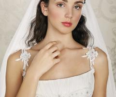 Abito da sposa con spalline di fiori in tessuto - Collezione Zaffiro Z7