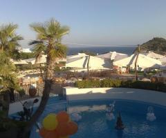 Ricevimento di matrimonio a bordo piscina Concerto