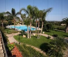 La piscina di Villa PietraViva