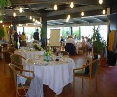 Sala interna per il buffet di matrimonio