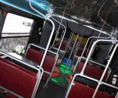 Interno del limobus per il matrimonio