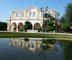 Villa Reale Ricevimenti - La facciata riflessa