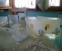 Cornici con decori in argento per le nozze