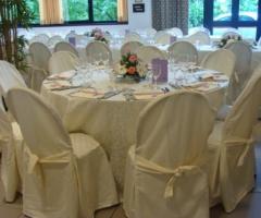 Tavoli al buffet di matrimonio