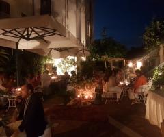 Relais Alberti - Il giardino di sera