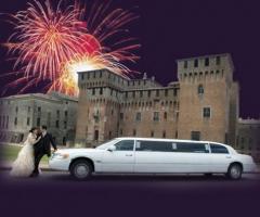 Noleggio limousine per gli sposi - Auto per il matrimonio a Monza e Brianza