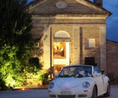 Noleggio maggiolone bianco per il matrimonio