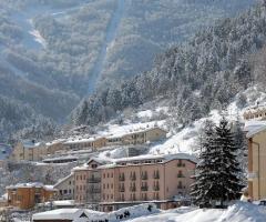 L'Hotel Miramonti innevato