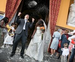 Uscita dalla chiesa - Carlo Buttinoni Fotografo