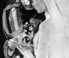 Grace Kelly e il Principe Ranieri di Monaco nel giorno del matrimonio