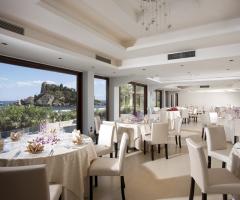 Banchetto nella Sala Scilla del La Plage Resort