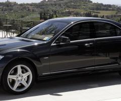 Mercedes - Royal Service