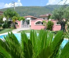 Location con piscina