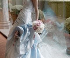 Vestito da sposa con balze e fiori applicati - Collezione Spose da Red Carpet - Sposa Romantica