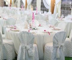 Allestimento di tavoli per le nozze curato da Sciamannini Ricevimenti