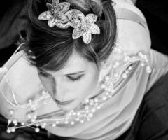 Fermagli a forma di fiore per l'acconciatura del matrimonio
