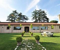 Villa con parco per il ricevimento di matrimonio