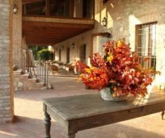 Particolare della location in autunno