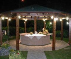 Gazebo per il ricevimento di nozze serale