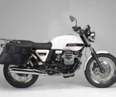 Moto Guzzi V7 - Rent Up! Florence