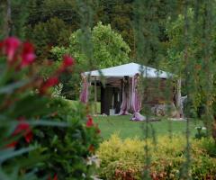 Gazebo nel parco per le cerimonie