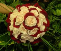 Bouquet sposa bianco e rosso