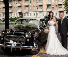 Fiat 1100 bicolore del 1958 per matrimoni a Torino