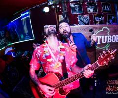 Emiglios - Spettacolo musicale con ospiti sul palco